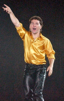 sk8_elvis2.jpg